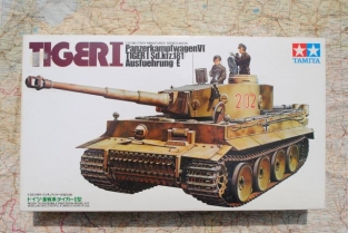 Tamiya 35056 Panzerkampfwagen VI TIGER I Sd.Kfz.181 Ausf.E